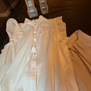 H&M Off-White Ruffle Collar Blouse